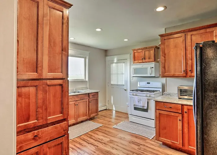 Wyoming Retreat! 10 Mi To Bighorn Canyon Holiday home