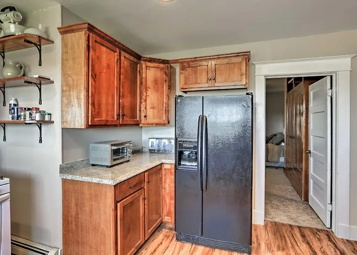 Holiday home Wyoming Retreat! 10 Mi To Bighorn Canyon